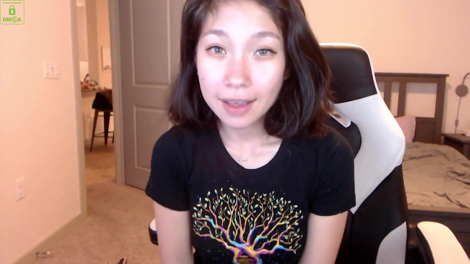 Lily Kawaii onlyfans Posing 60 camHUB.cc